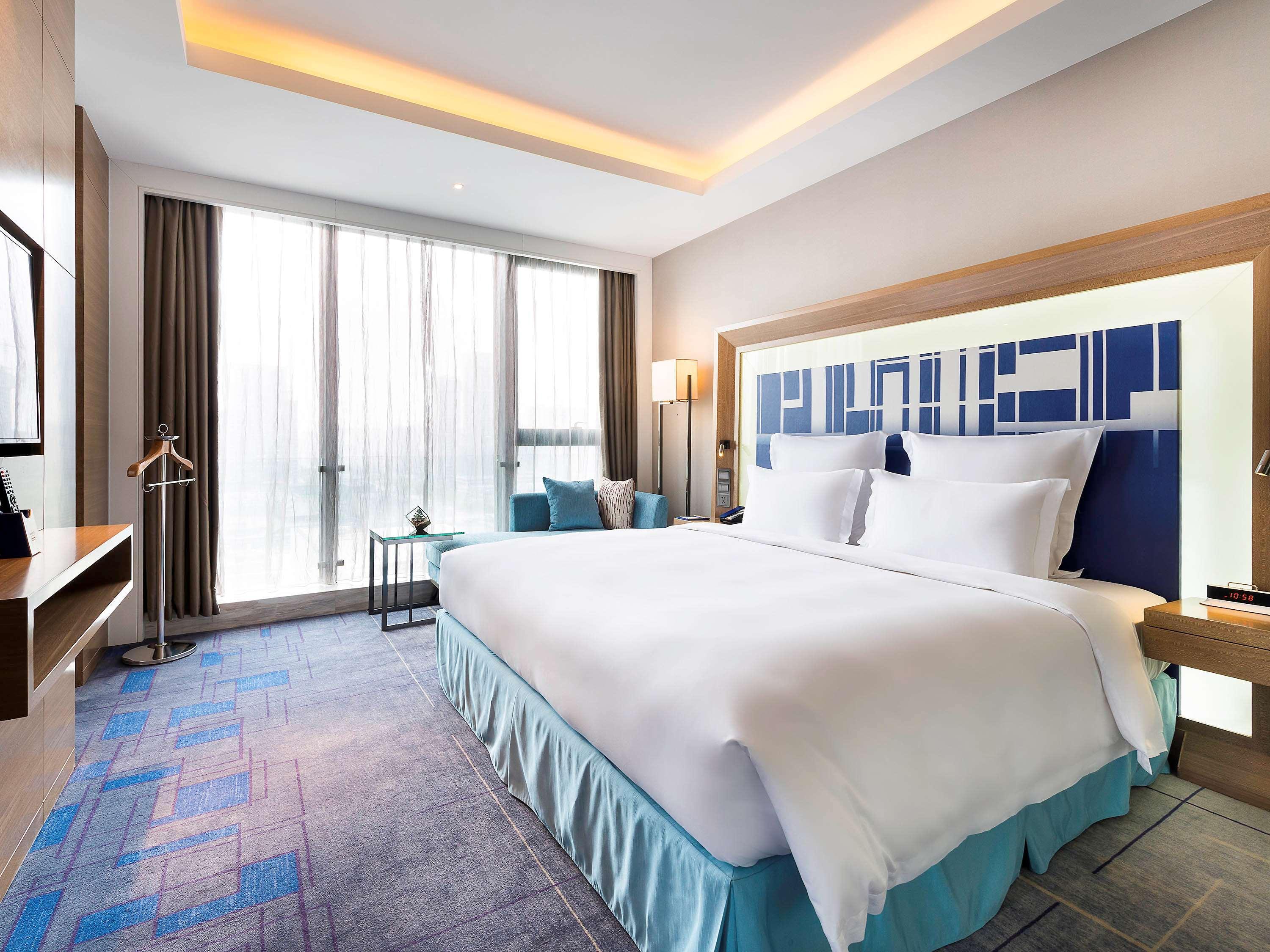 Novotel Ningbo East Eksteriør bilde