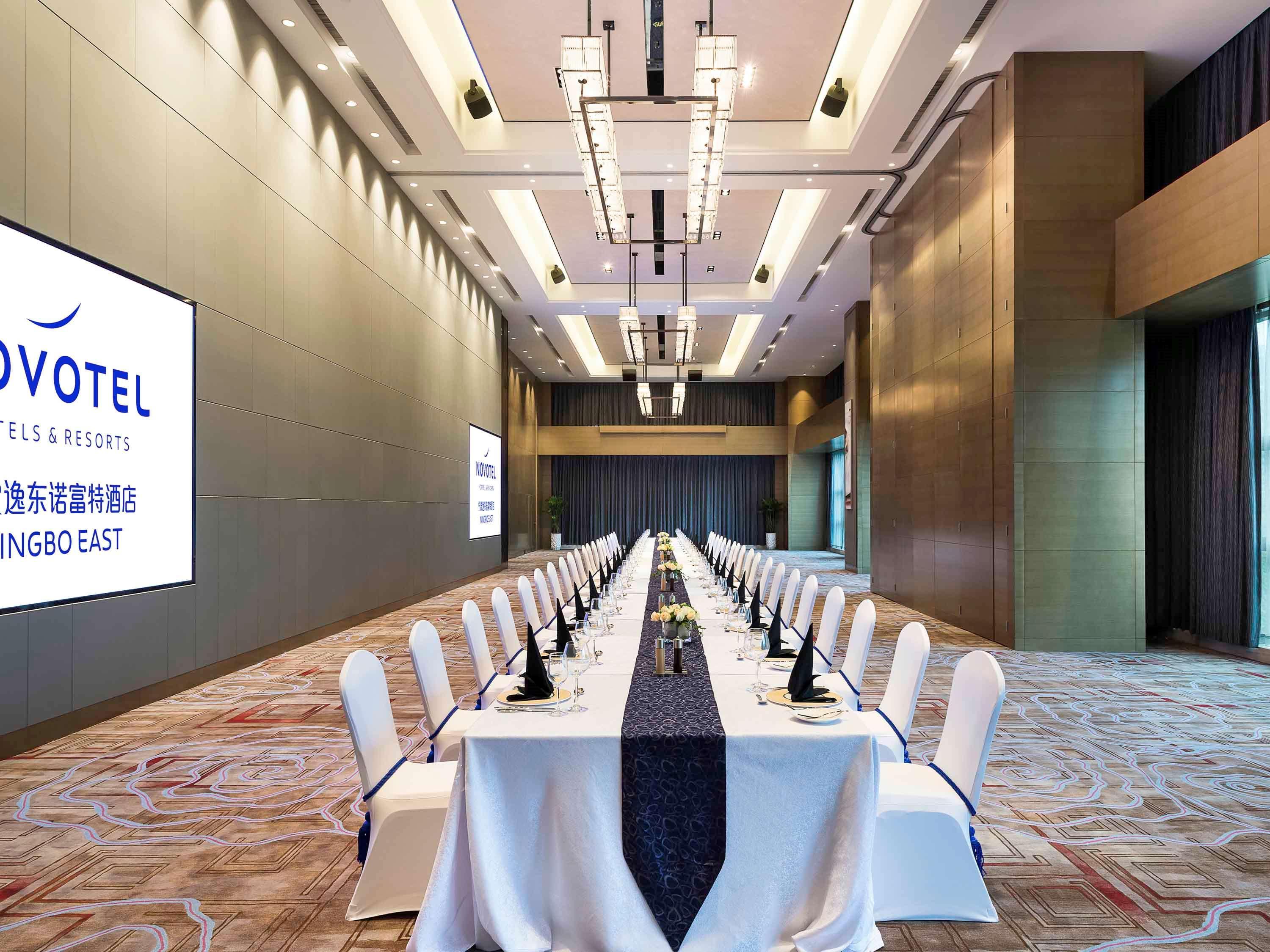 Novotel Ningbo East Eksteriør bilde