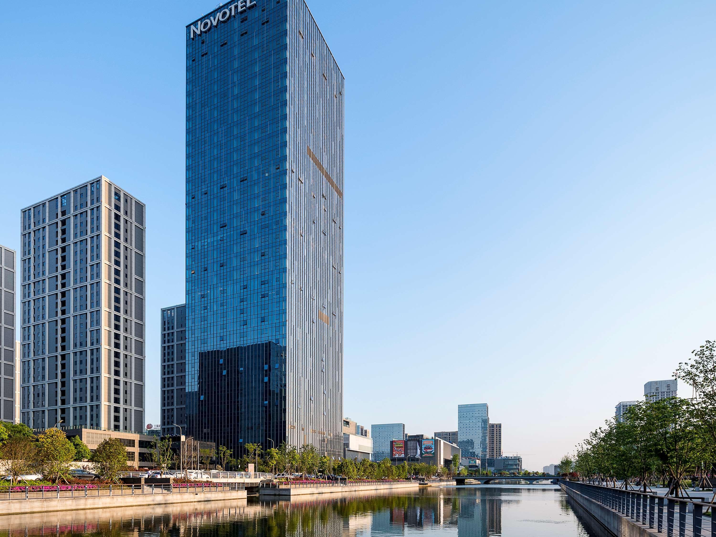 Novotel Ningbo East Eksteriør bilde