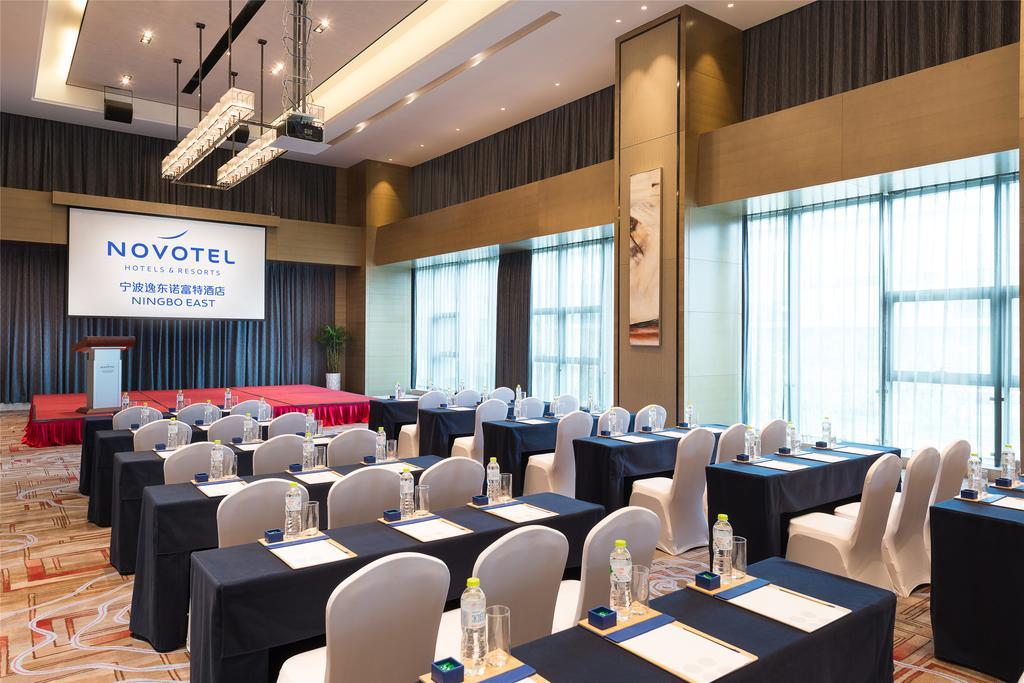 Novotel Ningbo East Eksteriør bilde