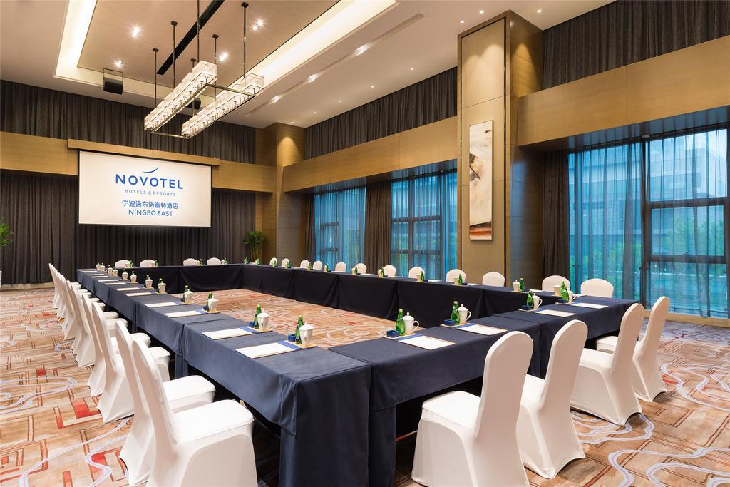 Novotel Ningbo East Eksteriør bilde