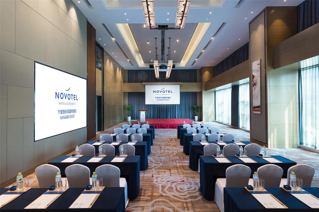 Novotel Ningbo East Eksteriør bilde